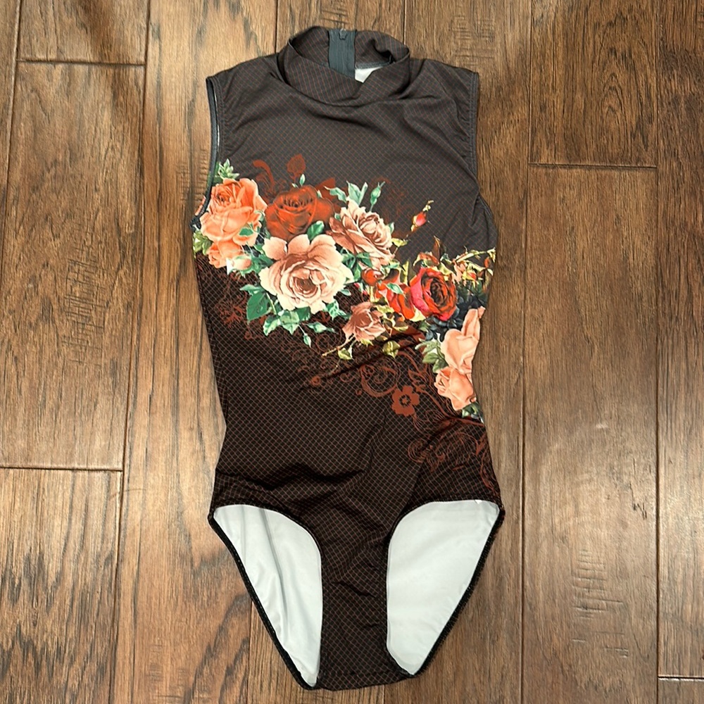 Isabelle Ciaravola par Ballet Rosa high neck leotard with back zipper in Size 36